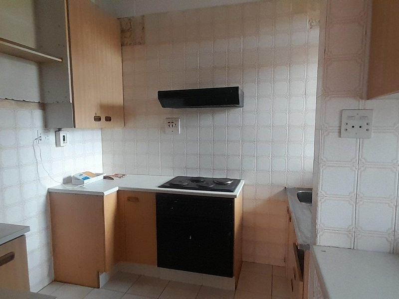 Prime Location 2.5 Bed Apartment – Near Shops & DUT - Photo 7