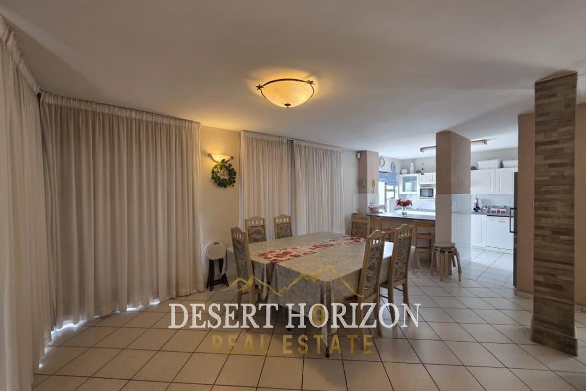 Swakomund , Central | 4 Bedroom Townhouse For Sale - Photo 4