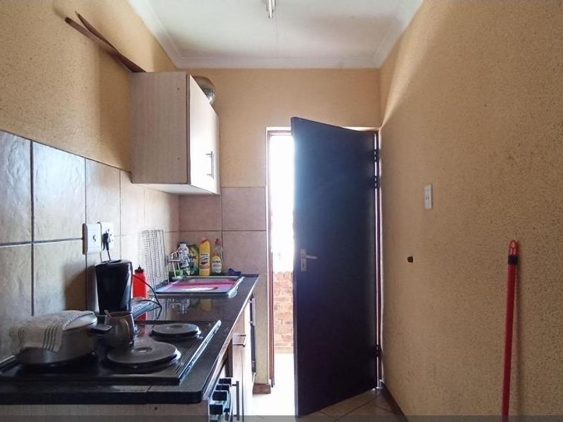 Stunning Apartment In Olievenhoutbosch - Photo 5