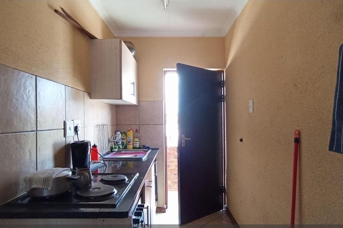 Stunning Apartment In Olievenhoutbosch - Photo 5