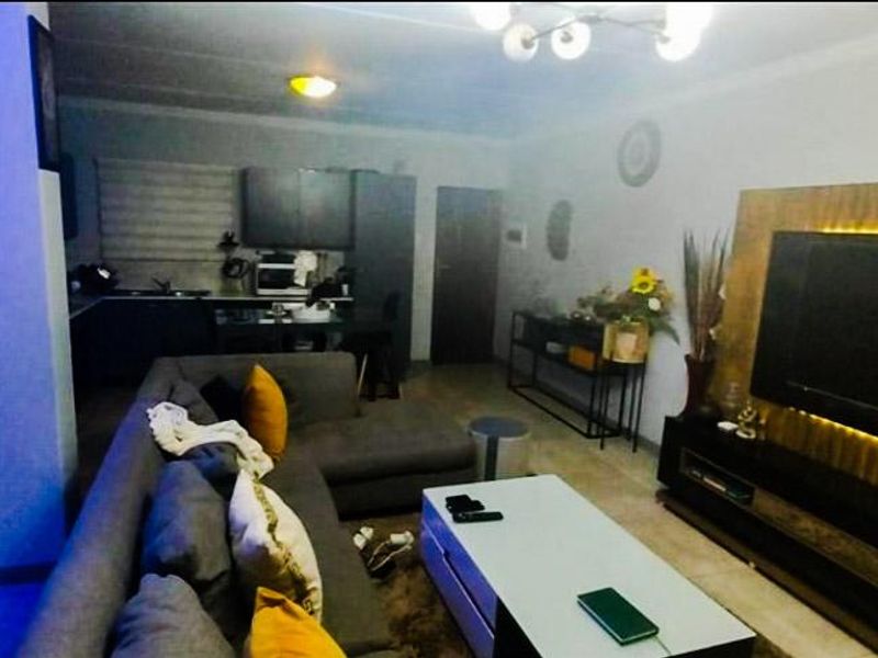 Stunning apartment In Summerset complex In midrand - Photo 6