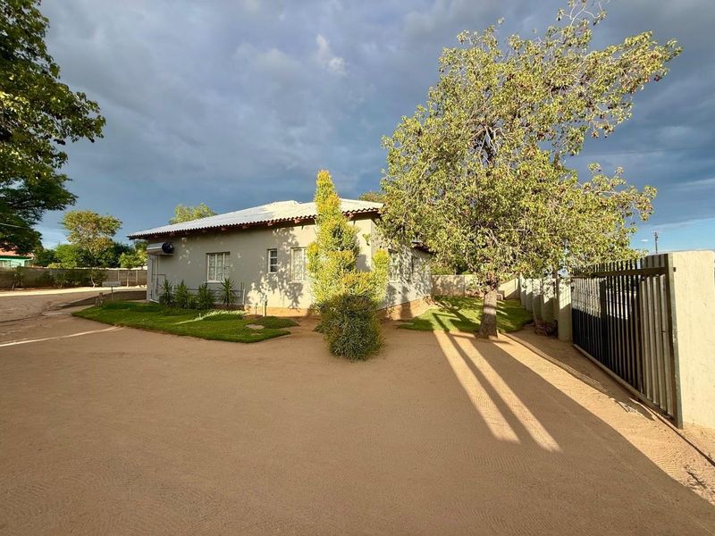 14 Bedrooms Houses For Sale in Outjo - Photo 3