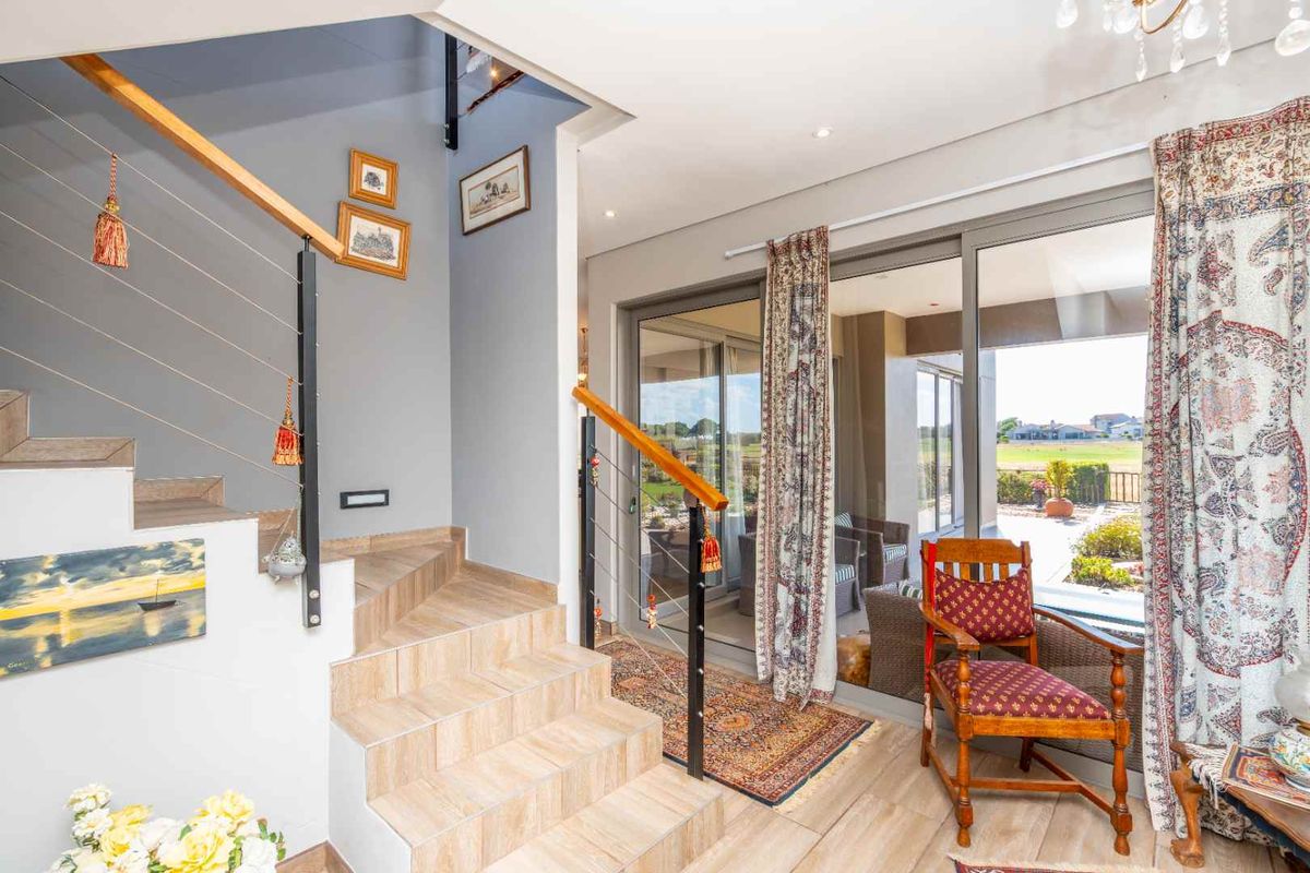 Exceptional Dual-Living Home on the 2nd Fairway - Photo 4