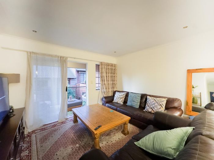 Property #2485226, Townhouse For Sale in Mooikloof Ridge