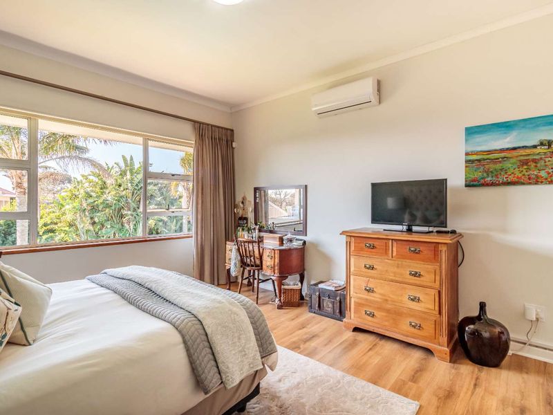 4/5 BED | PARSONS HILL | LARGE FAMILY FAMILY HOME WITH DESIGNER FLAIR - Photo 6