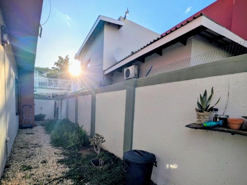 Double storey Townhouse for sale in Avis - Photo 6