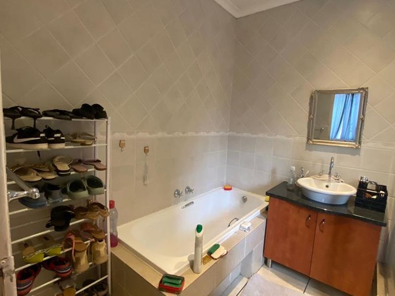 Two bedroom apartment for sale - Photo 4