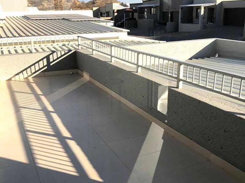 4 Bedroom House For Sale In Elisenheim - Photo 5