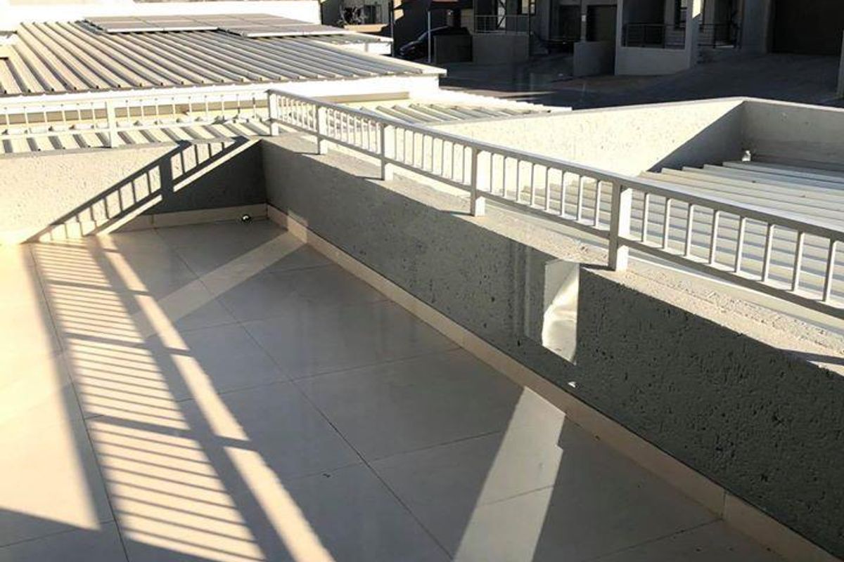 4 Bedroom House For Sale In Elisenheim - Photo 5