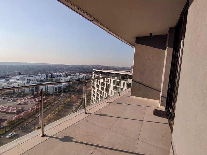 Modern 2-Bedroom Apartment with Spectacular Views in Waterfall - Photo 1