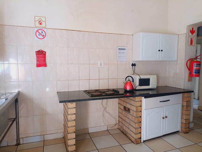 42 bedrooms NSFAS Accredited Student Accommodation for sale - Photo 2