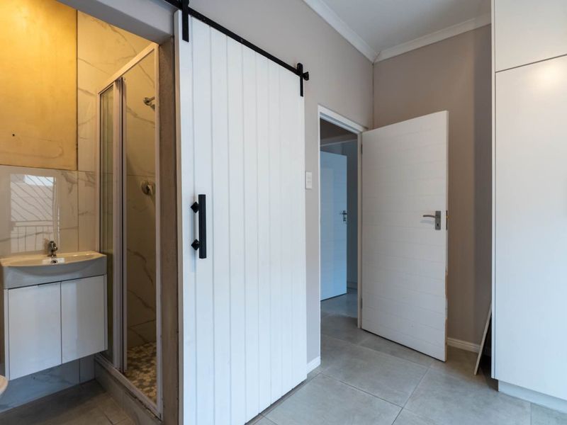 2 Bedroom Townhouse - Photo 10