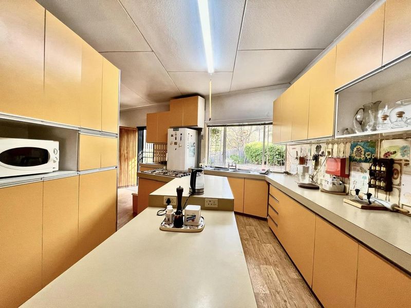 3 Bedroom House For Sale in Klein Windhoek - Photo 7