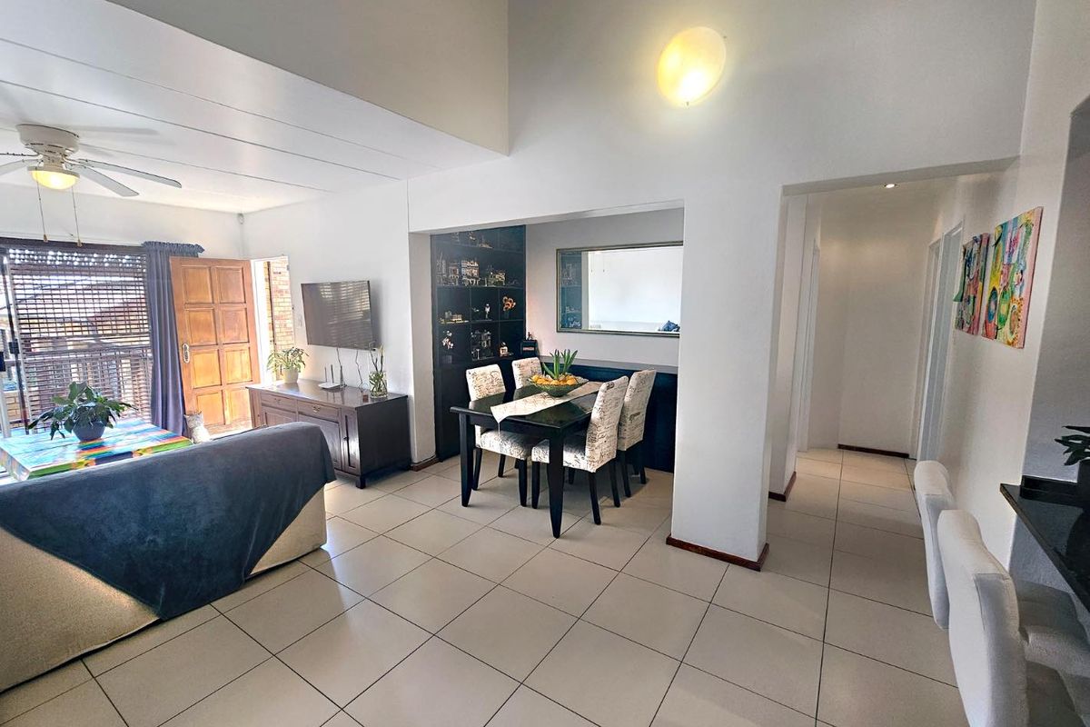 A Rare Gem in the Sought-After Caribbean Estates - Photo 5
