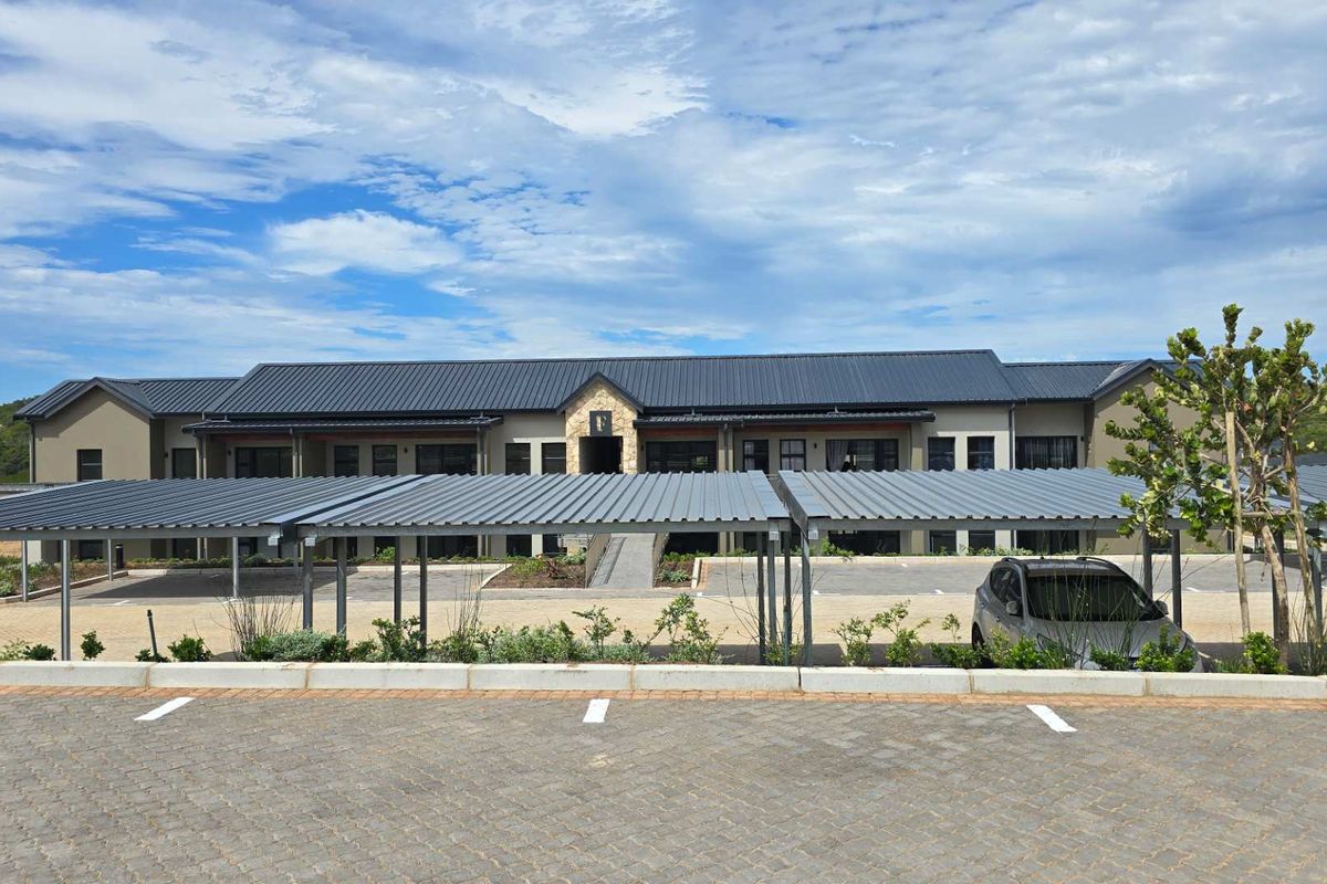 33m2 Ground floor studio apartment to rent - 24/7 to provide basic healthcare services - Photo 2