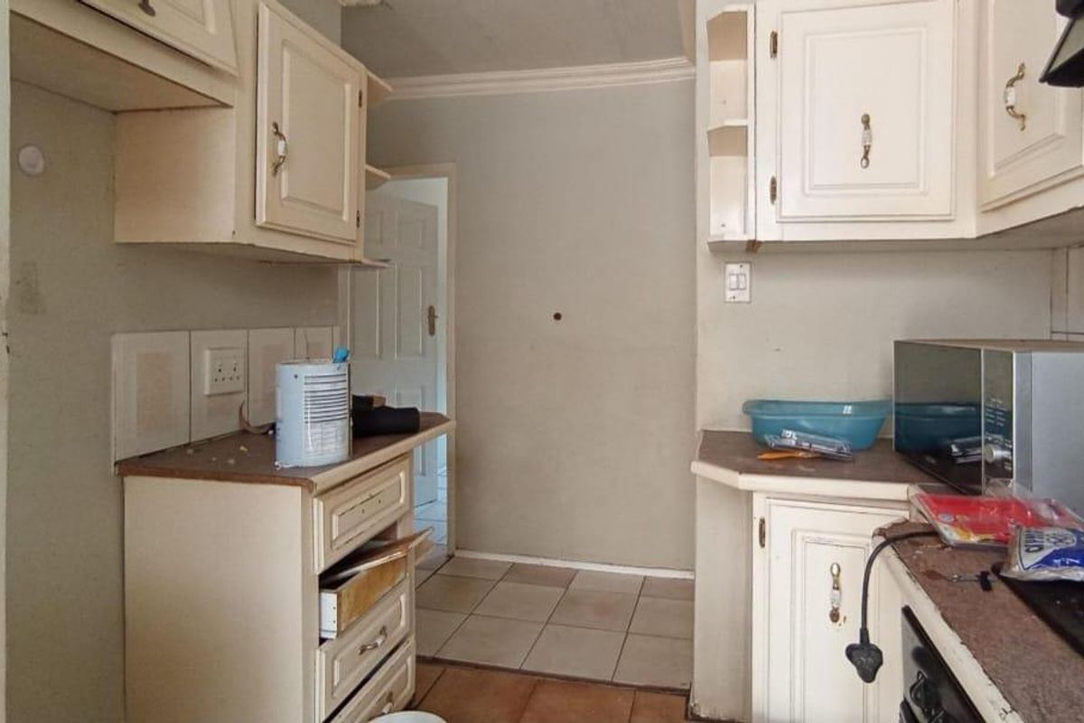 3 Bedroom House for Sale in Mabopane - Photo 2