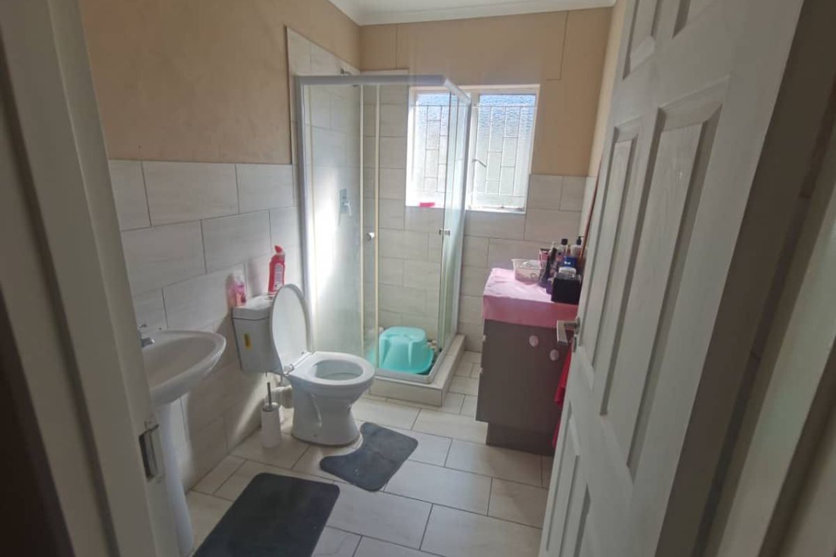 FOR SALE – DORADO PARK - ACT FAST! - Photo 2