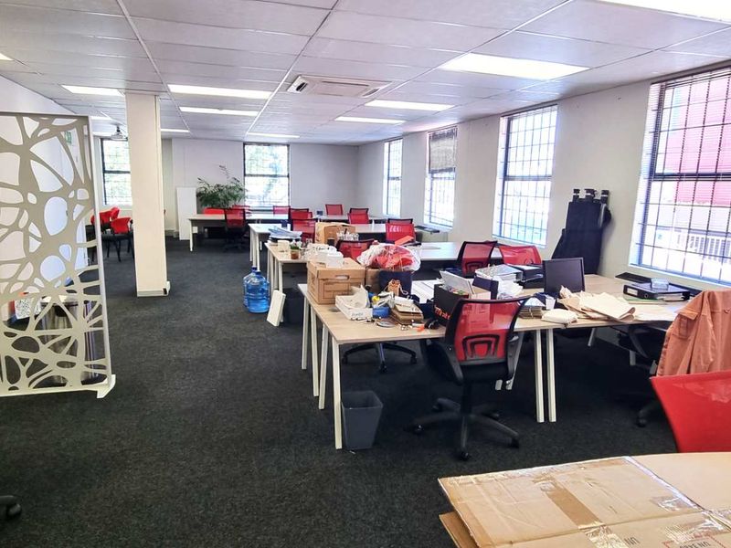 Ground Floor Office in Tokai - Photo 2