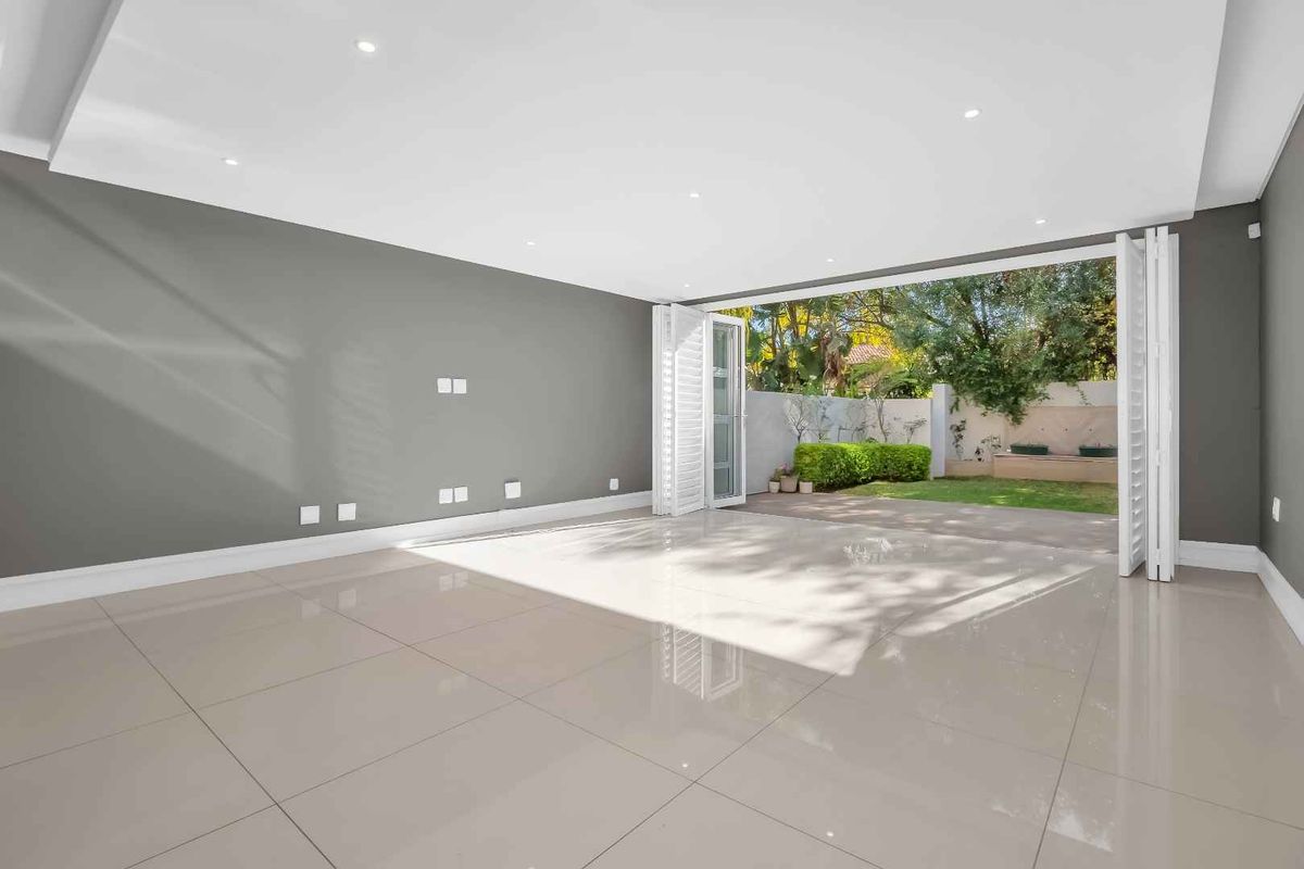 2.5 BEDROOM TOWNHOUSE FOR SALE IN BRYANSTON - Photo 5