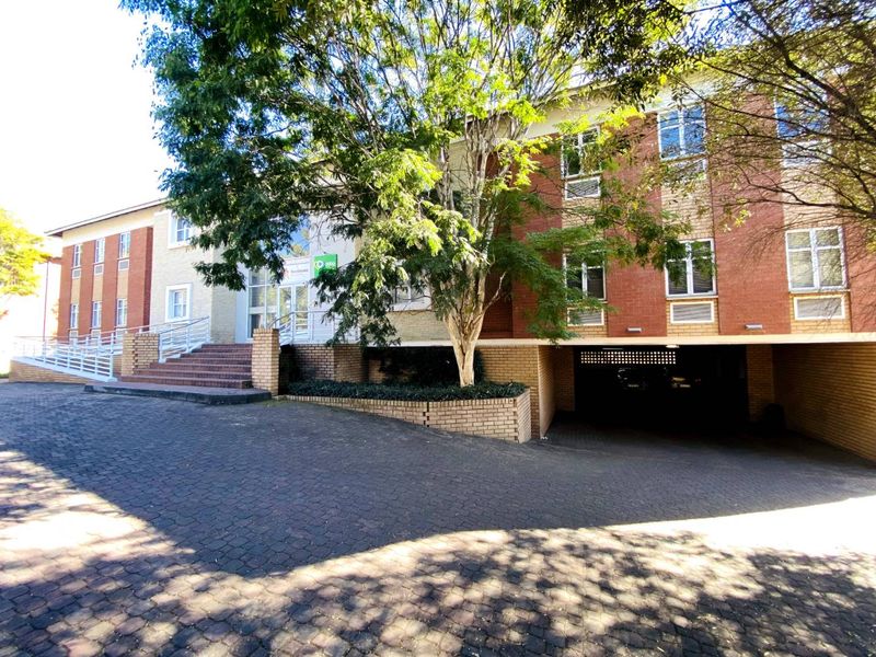 Spacious Commercial Office To Let  in Fourways – Waterford Office Park, Fourways - Photo 2