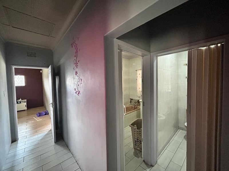 Your Perfect Family Home - Photo 2