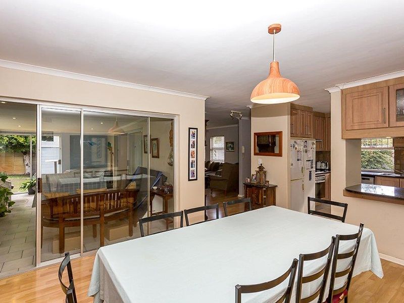 Perfect Family Home in the perfect location - Photo 7