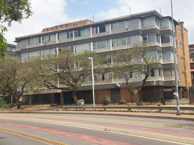 Delightful Apartment - Photo 3