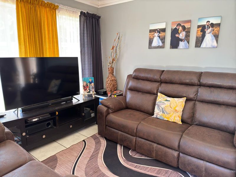 Embrace the Serenity of Countryside Living in Camelot Estate - Photo 3