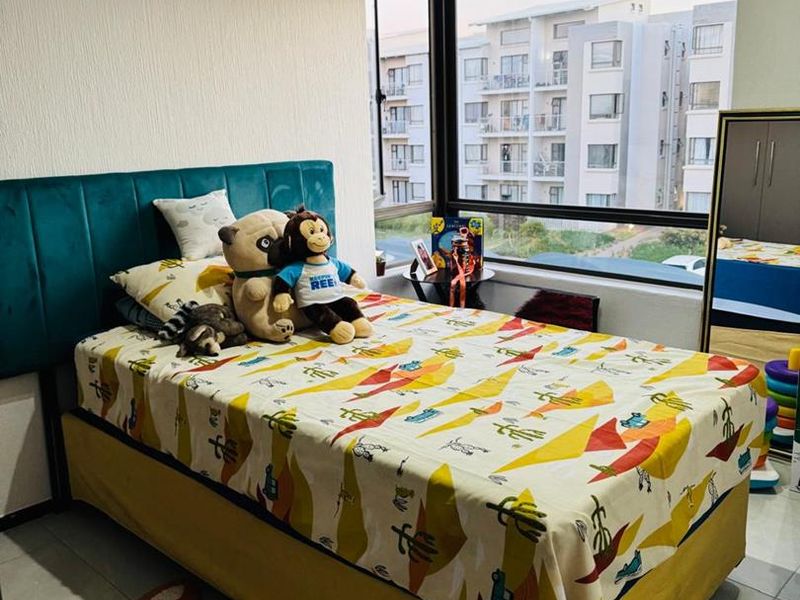 *Modern 3-Bedroom Apartment in Broadacres - Photo 3