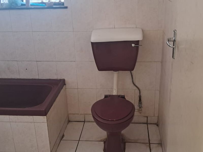 INVESTORS DELIGHT! - Photo 9