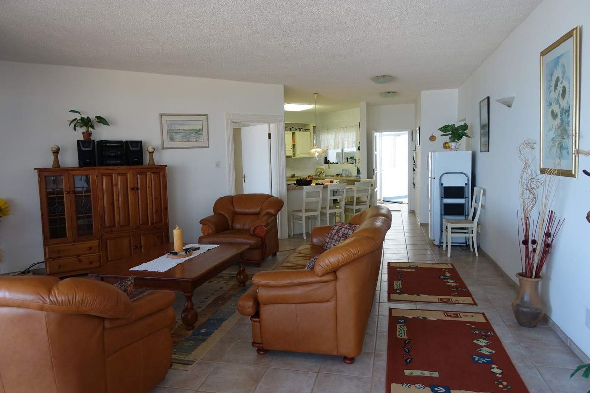 COASTAL ELEGANCE MEETS INVESTMENT OPPORTUNITY - Photo 5