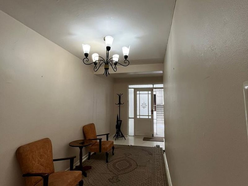 Multi-Room Apartment 3 or 4 Bedroom - Photo 4