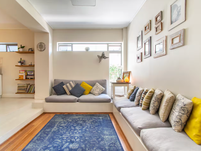 2 Bedroom Gem With Exclusive Garden - Photo 4