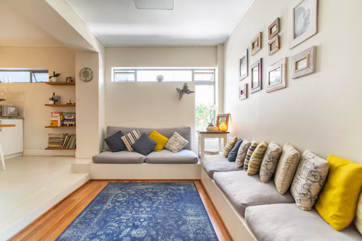 2 Bedroom Gem With Exclusive Garden - Photo 4