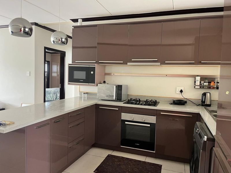A Modern Apartment Awaits You - Photo 2