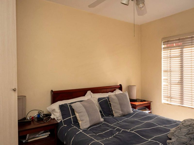 Ground-Floor 3-Bedroom Unit with Private Garden - Photo 8