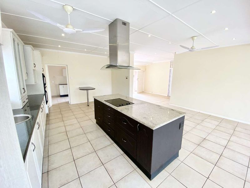 Hendra Estates - Stunning Family Home For Rent In Umhlanga. - Photo 7