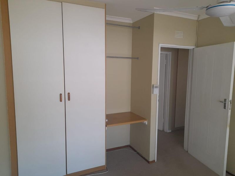 2 Bedroom Townhouse for Sale in High Street Mews - Photo 4