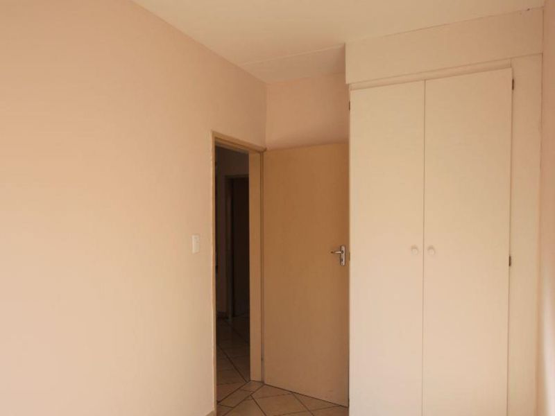 Loadshedding-Free Area – Available June 2026! - Photo 7