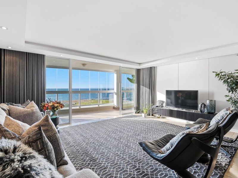 Expansive Front-Row Apartment | 200 sqm of Uninterrupted Ocean Views - Photo 6