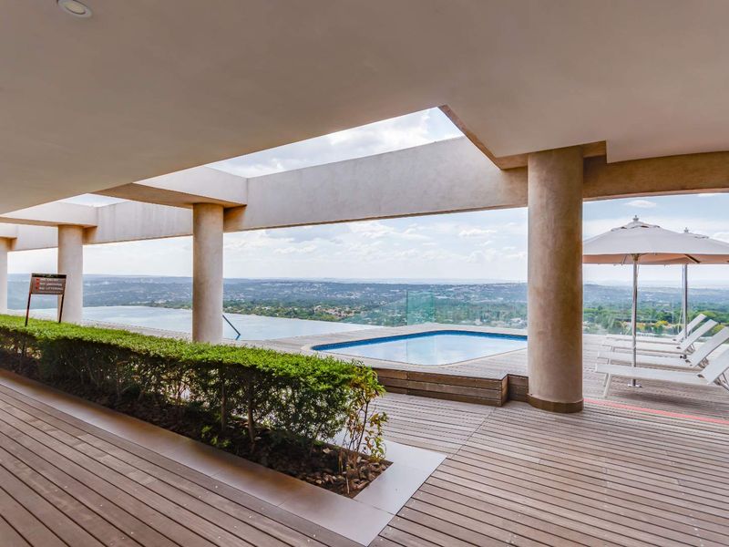 3 Bed Furnished Apartment for Rent in Morningside - Photo 2