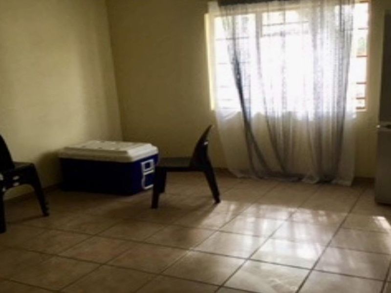 FOR SALE: 4 bedrooms house for sale in Helao Nafidi, Oshikango, Selling price N$N$950,000 cost excluded, Erf size 1200 m2 - Photo 3