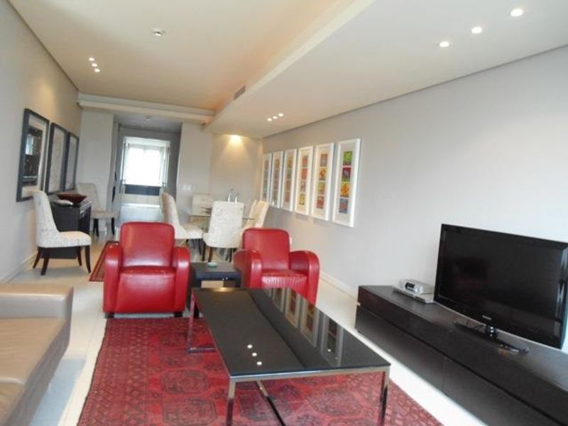 AN EXQUISITE TWO BEDROOM FURNISHED APARTMENT - Photo 8