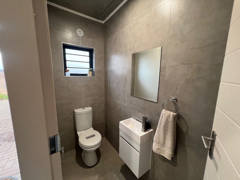 Brand-New 3 Bedroom House in Sapphire Estate – Safety, Comfort & Modern Living - Photo 3