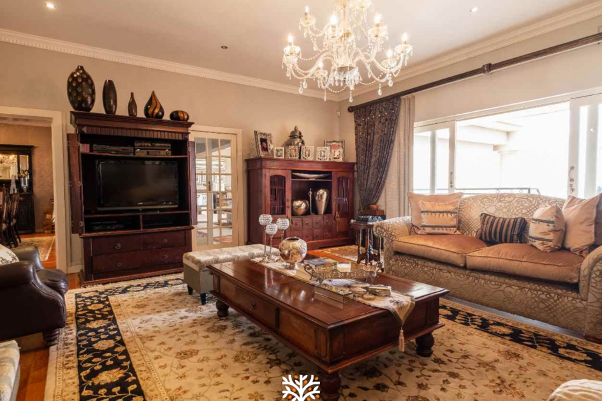 Grand Double-Storey Residence with Multiple Living Spaces - Photo 2