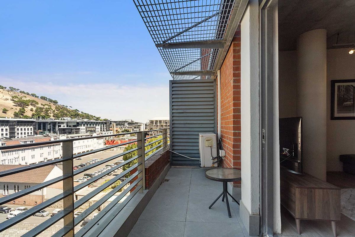 Industrial Slick Pad with views - Photo 5