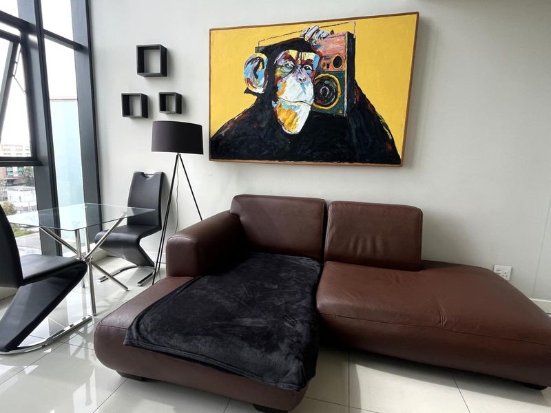 Urban Edge Living: A Loft That Works as Hard as You Do - Photo 9