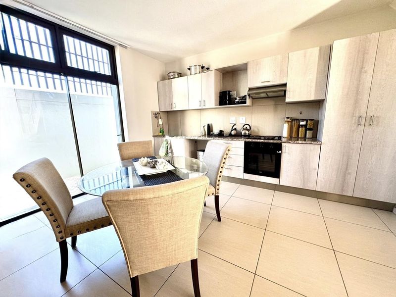 3 Bedroom Townhouse For Sale in Elisenheim - Photo 8