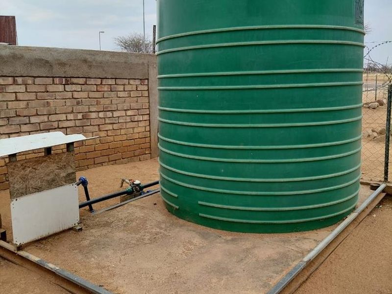 Rustic Elegance in Omaruru! - Photo 8