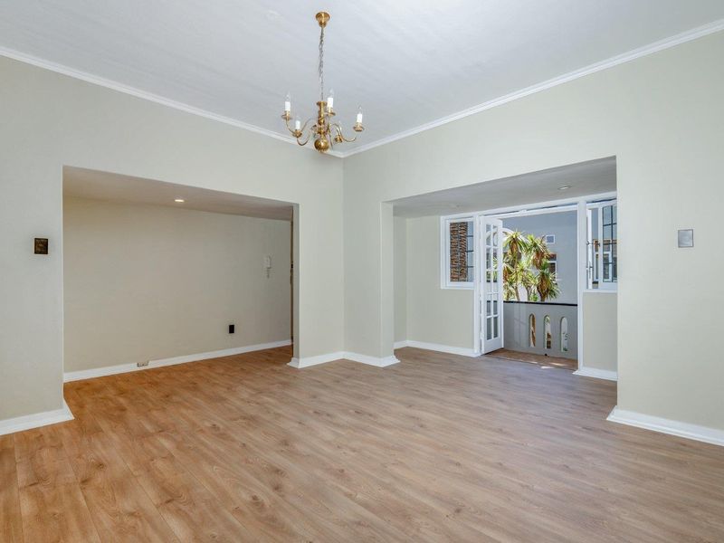 Elegant Victorian Sanctuary in the Heart of Sea Point - Photo 7